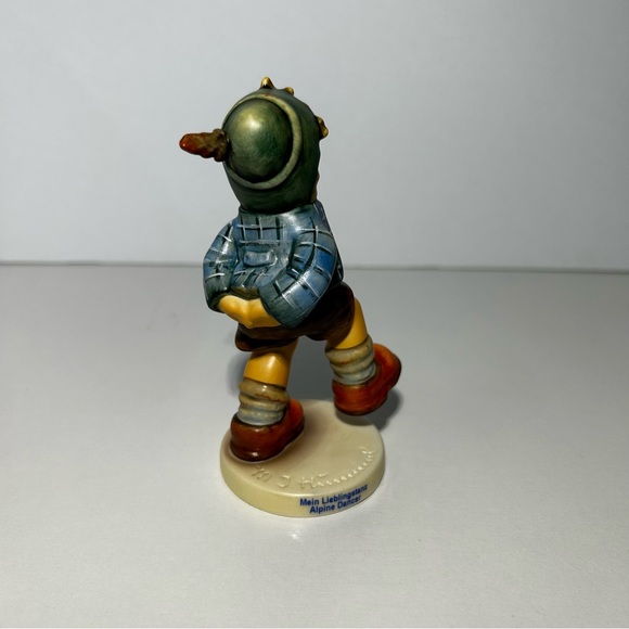 Goebel Hummelscape Marktplatz 1065-D Hummel Figurine Alpine Dancer 2108/B NIB - Picture 7 of 9